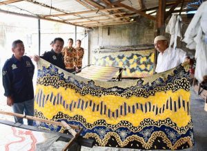Ketua DPR RI Dukung Berkembangnya Batik Kebumen