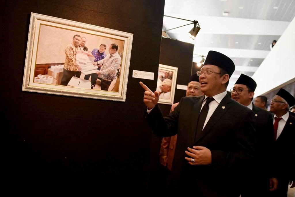 Bamsoet: Karya Jurnalistik Foto Bak Bom Dengan Daya Ledak Tinggi