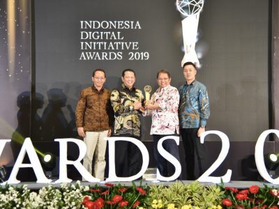 Ketua DPR RI Raih Penghargaan Indonesia Digital Initiative Awards 2019