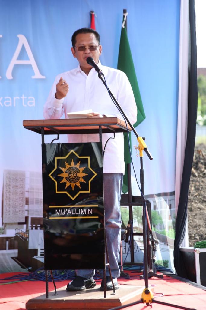 Bamsoet Letakan Batu Pertama Pembangunan Masjid Muhammadiyah Yogyakarta