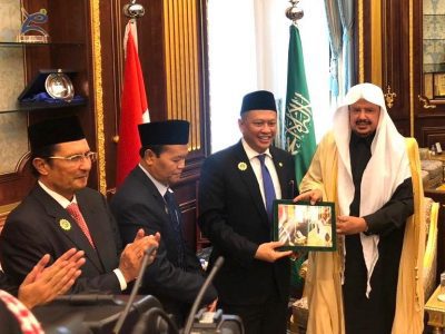 Ketua MPR RI Bamsoet Ketua Majelis Ash Shura Arab Saudi (Consultative Assembly of Saudi Arabia), Dr. Abdullah Bin Muhammad Al Ash-Sheikh, di Kantor Parlemen Arab Saudi