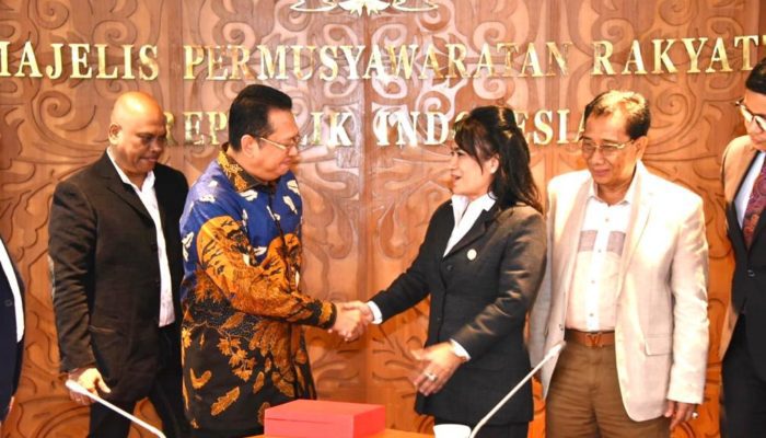 Bamsoet Dorong Empat Pilar MPR RI Masuk Materi Pembekalan Advokat