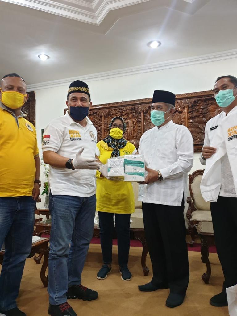 Ratusan APD dan Alat Rapid Test Covid-19 dikirim Bamsoet ke Bupati Kebumen