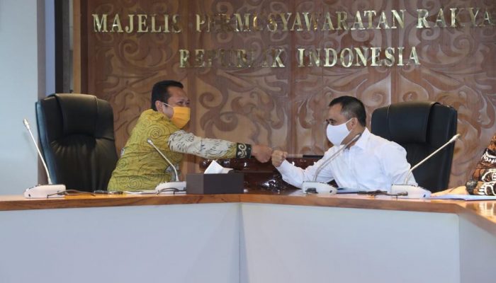 MPR RI dan APKASI Tandatangani MoU Sosialisasi Empat Pilar MPR RI