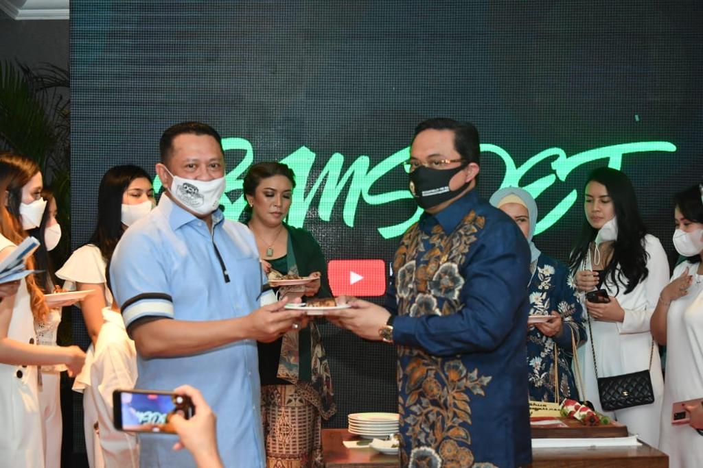Bamsoet dalam peluncuran akun youtube Bamsoet Channel dan Podcast Ngompol, di Jakarta, Kamis (10/9/20).