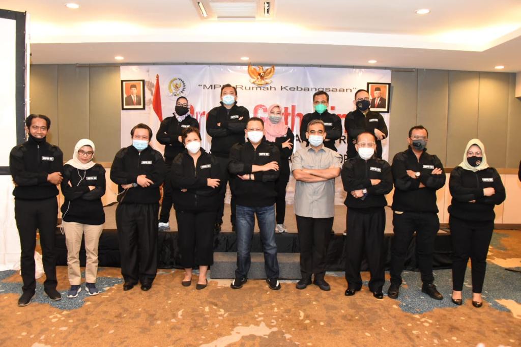 Press Gathering Wartawan MPR RI, Bamsoet Ingatkan Pers Harus Jadi Corong Penyebar Semangat Kebangsaan